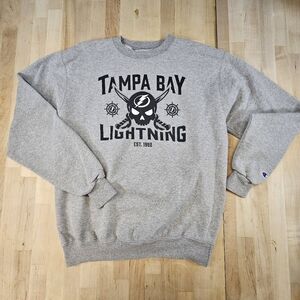 Tampa Bay Lightning Gasparilla Line Champion Fleece Gray Crew Sweatshirt Medium